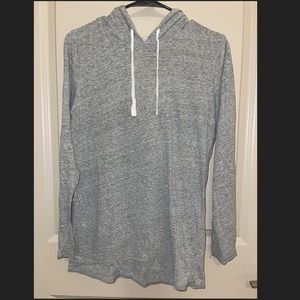 Thin and light pull over hoodie